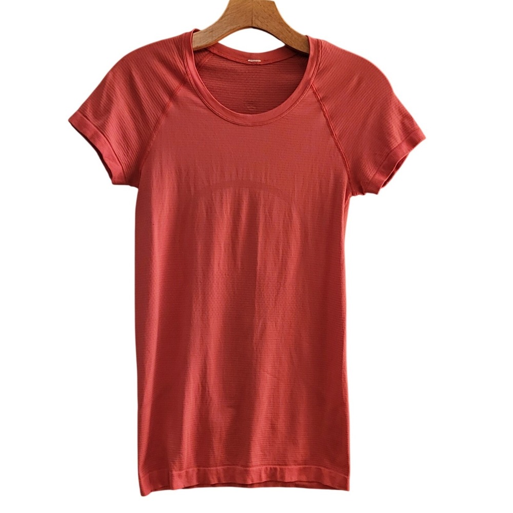 Lululemon Swiftly Tech Short Sleeve 2.0 Coral Pink Crewneck Workout Top Sz 4